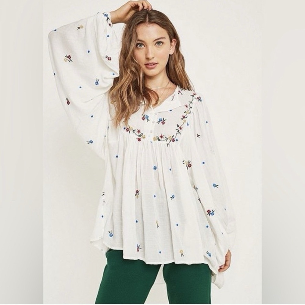 Free People kiss from a Rose Tunic Top Women's Size XS Embroidered Boho Beaded